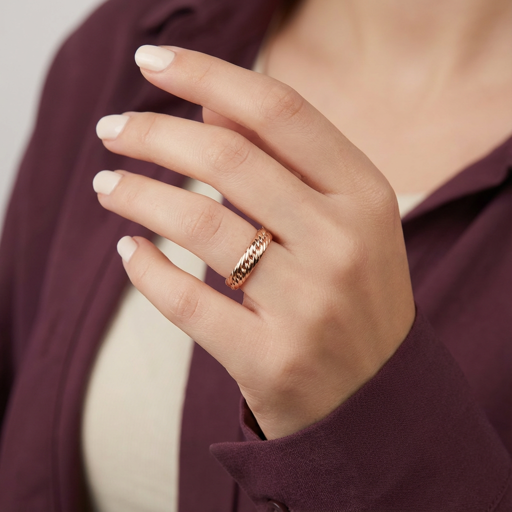 دبلة ذهب عيار 18