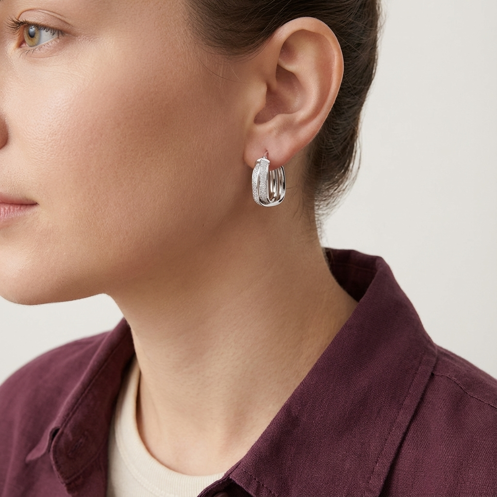 أقراط ذهب عيار 18 بفصوص لامعة - وقفل محكم