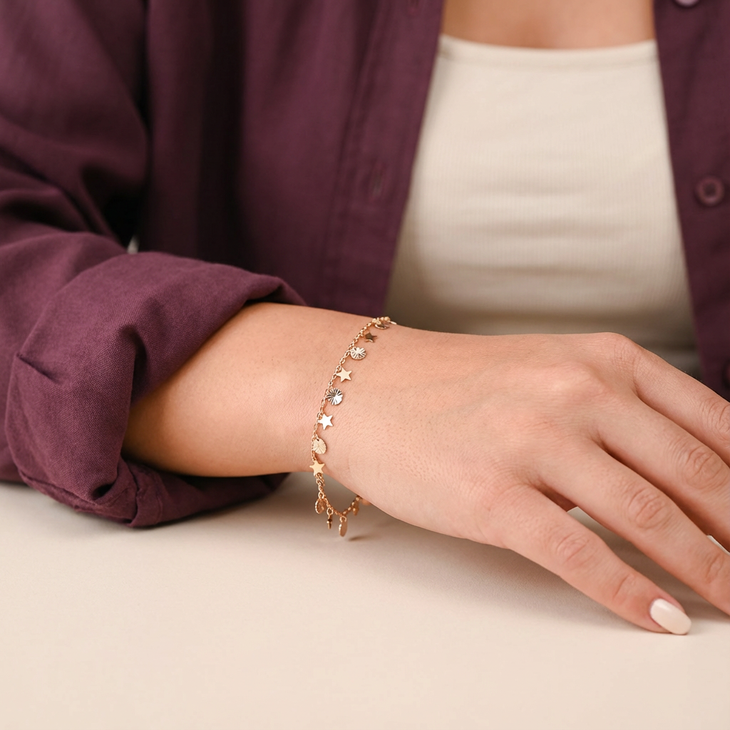 أسورة نجوم المستقبل ذهب عيار 18 بلمسة نجوم أنيقة