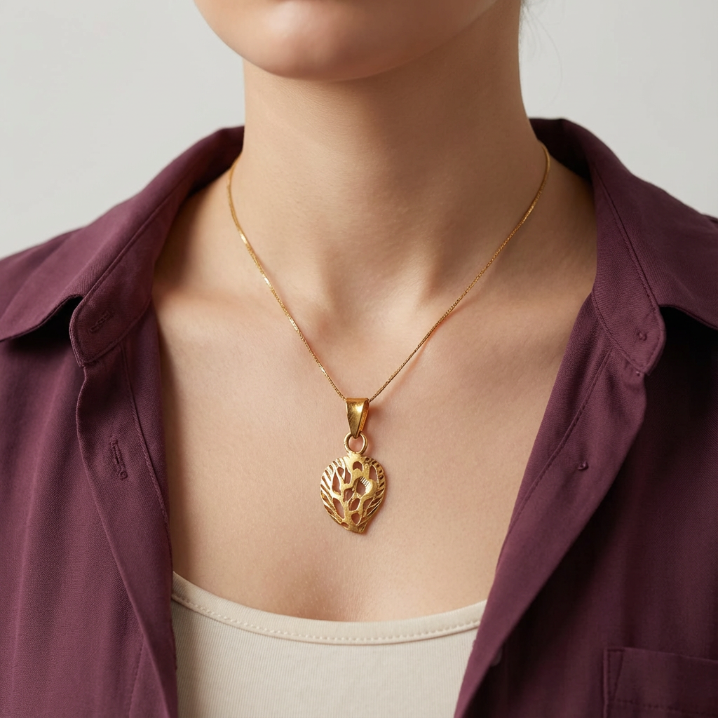 تعليقة تايجر ذهب عيار 21 بتصميم مزخرف مميز