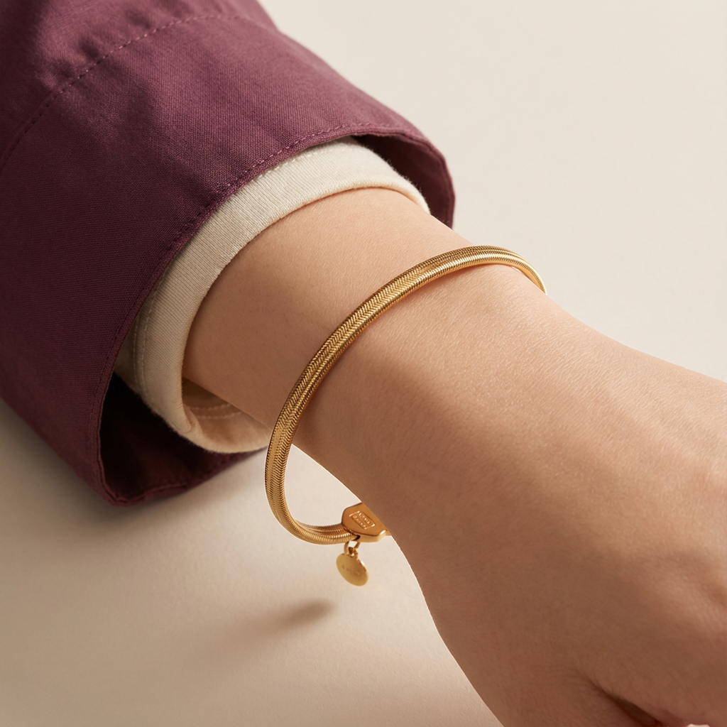 أسورة ذهب عيار 18 بتصميم ثعباني