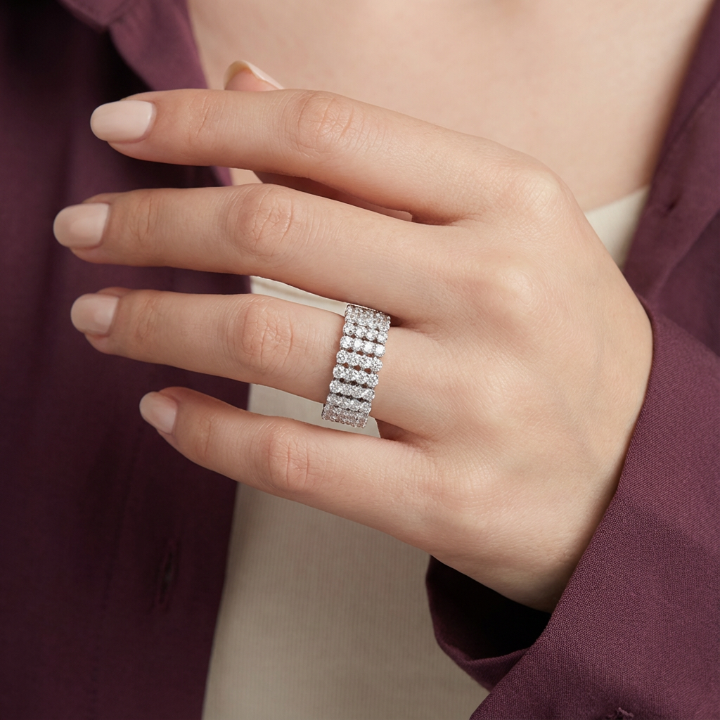 خاتم نيتا ذهب عيار 18 بفصوص لامعة